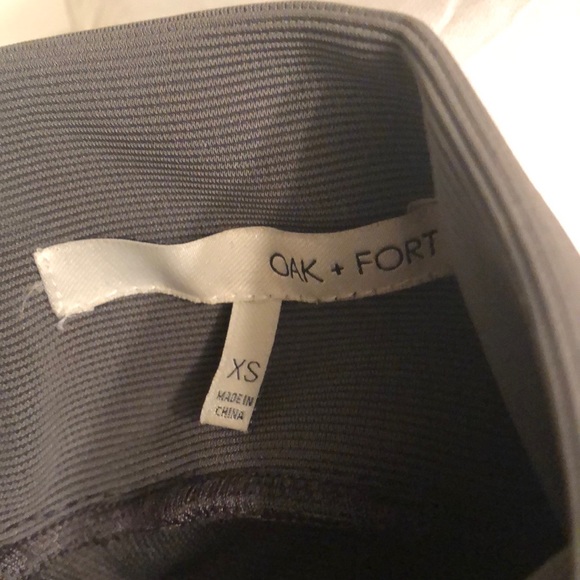 Oak + Fort high neck top - Picture 3 of 4